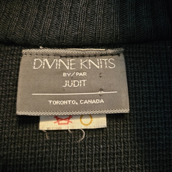 Divine Knits Canada Long Cardigan Sweater Jacket Size Large Navy Blue Rare find - Picture 5 of 10